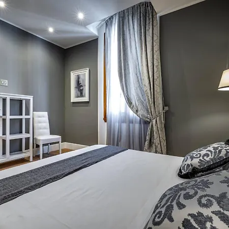 YiD Capo di Mondo Luxury apartment in florence-2