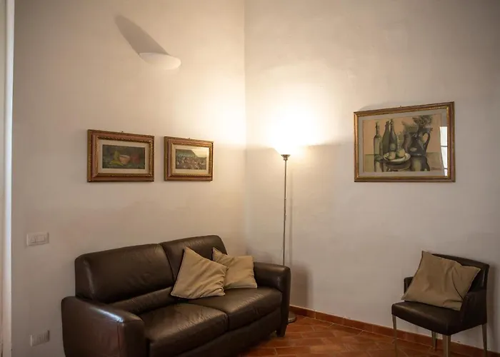 Lovely One Bedroom Nearby Ponte Vecchio